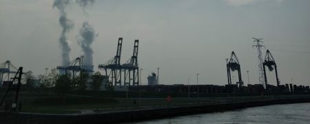 Minder vluchtige organische stoffen in Antwerpse haven